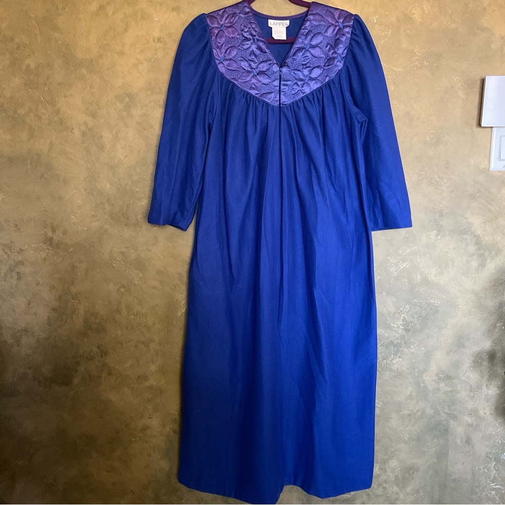 Vintage I. Appel Soft Quilted Zip Front Long Robe House Dress